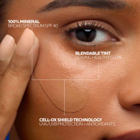 La Roche-Posay Anthelios Sunscreen SPF 50, Ultra-Light Fluid Broad Spectrum SPF 50, Face Sunscreen with Titanium Dioxide Mineral, Lightweight & Fast-Absorbing, Oil-Free, Matte Finish