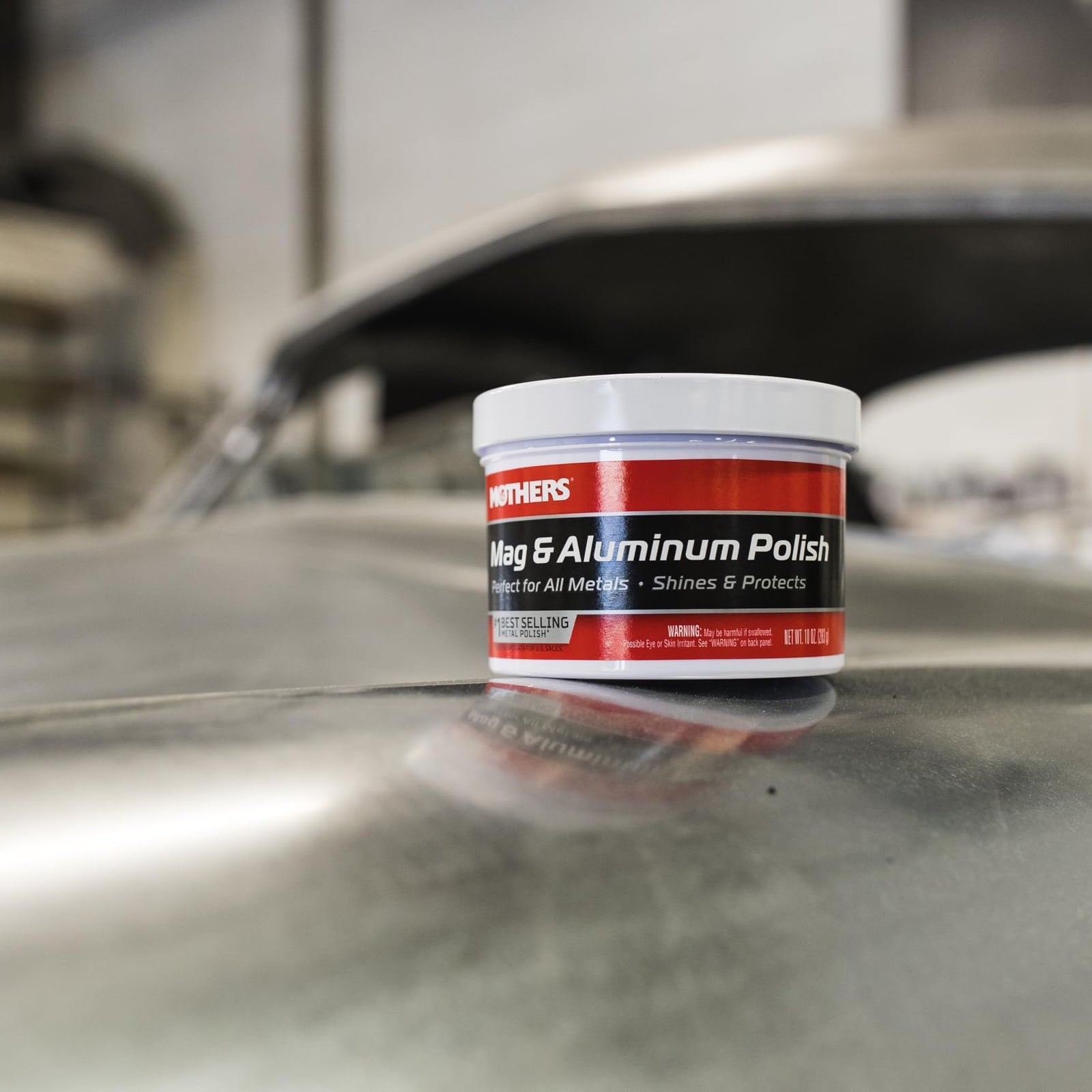 Mothers Mag & Aluminum Polish, 5 oz. — Brilliant Shine, Easy to Use, For All Uncoated & Unplated Metals Including Aluminum Wheels, Stainless Steel Trim and Exhaust Tips, Brass & More (05100)