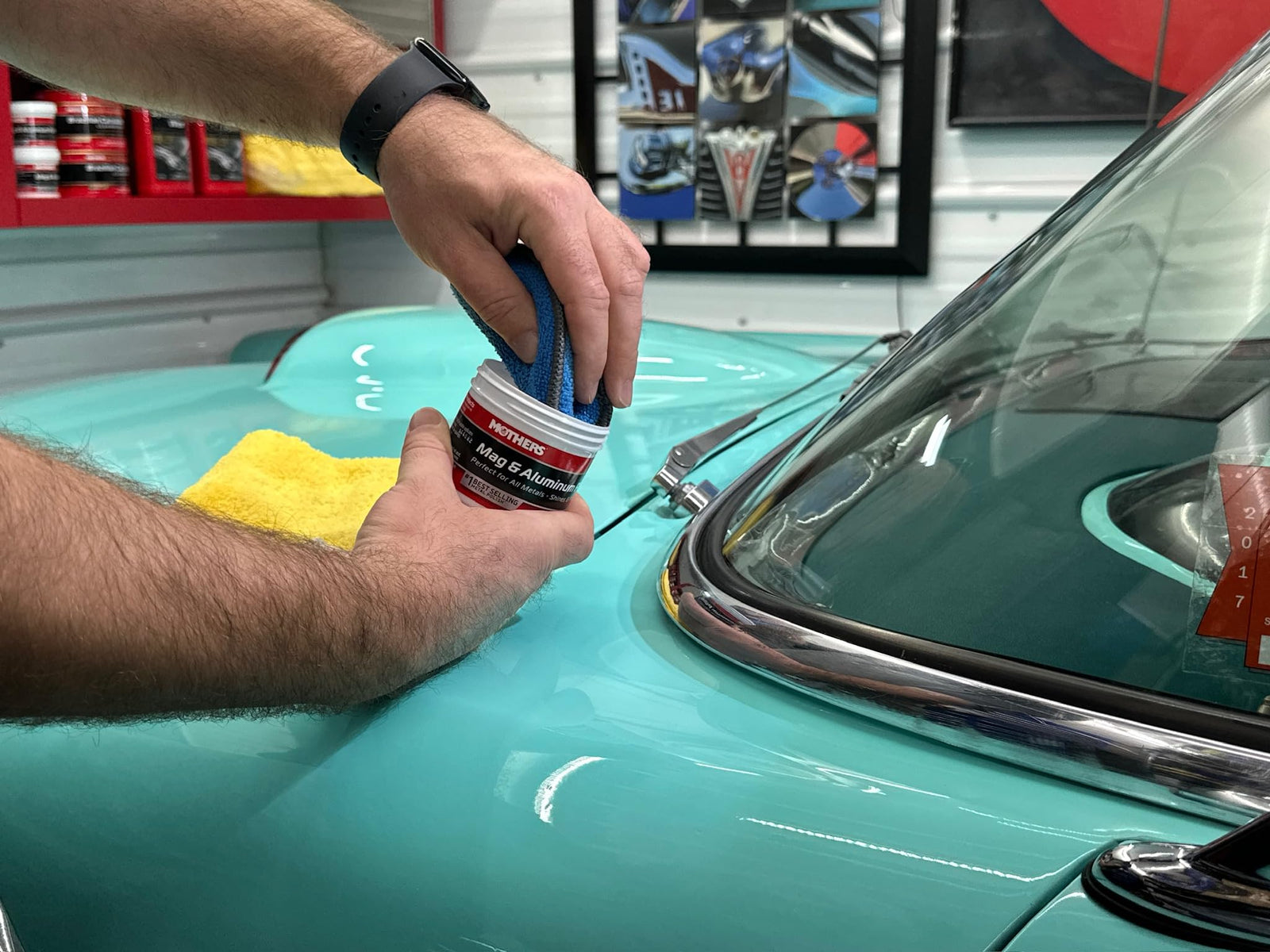 Mothers Mag & Aluminum Polish, 5 oz. — Brilliant Shine, Easy to Use, For All Uncoated & Unplated Metals Including Aluminum Wheels, Stainless Steel Trim and Exhaust Tips, Brass & More (05100)