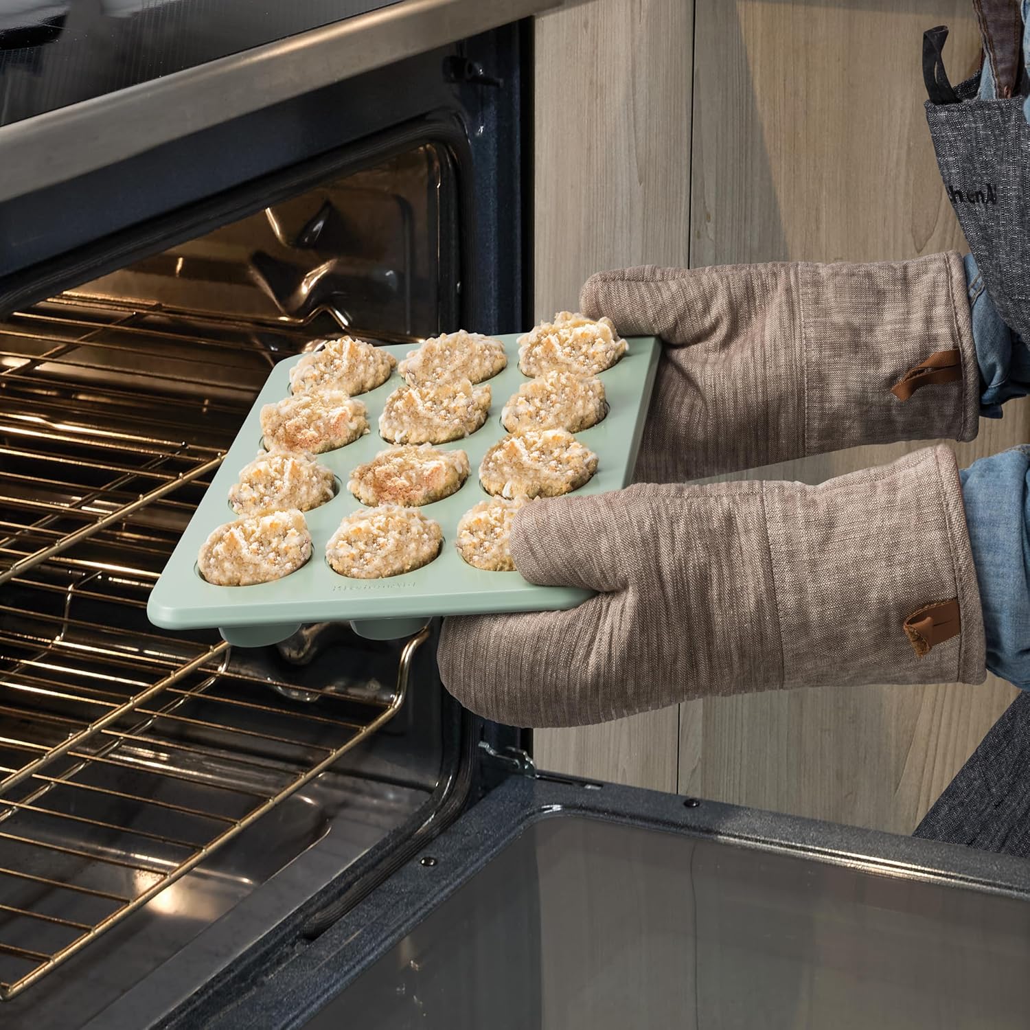 KitchenAid Non-stick Muffin Pan, 12 Cup, Evergreen