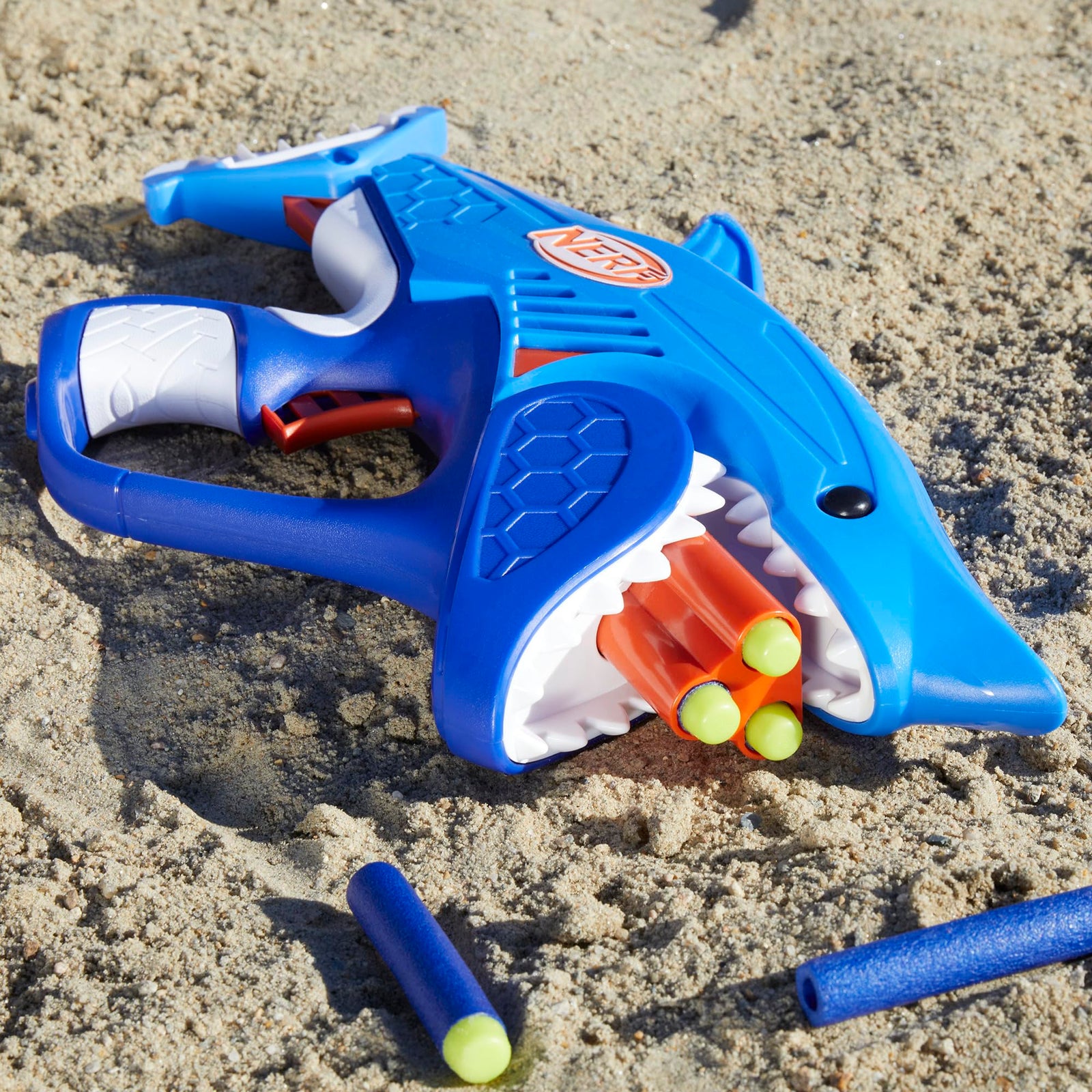 Wild Venompack, Includes 2 Easy Play Nerf Blasters, Scorpion Designs, 20 Nerf Elite Darts, Snake Toys, Ages 6+ (Amazon Exclusive)