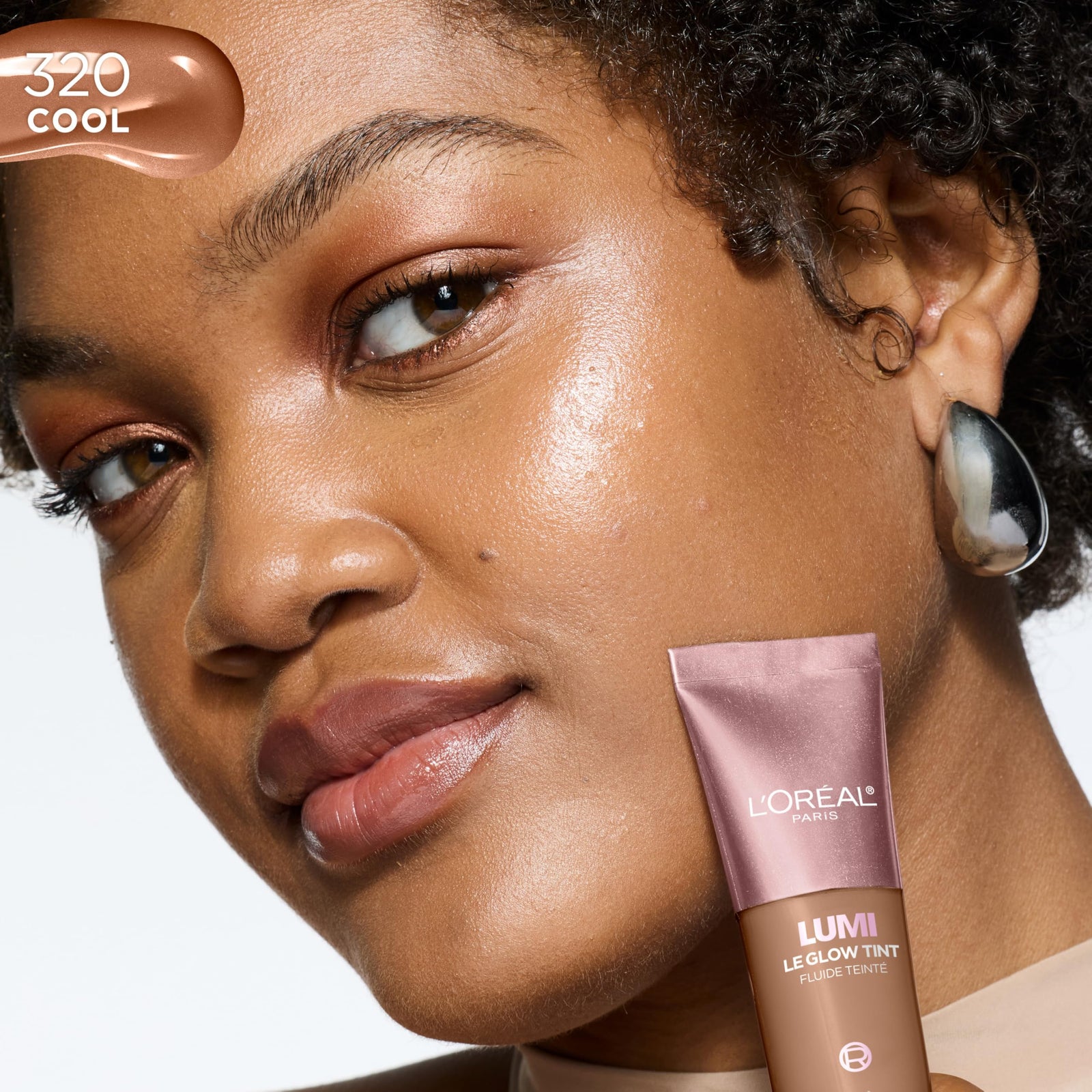 L'Oreal Paris Lumi Le Glow Skin Tint, Lightweight Water-Based Tinted Serum with Foundation-Like Coverage, Glow Illuminator, Warm 220, 0.85 Fl Oz