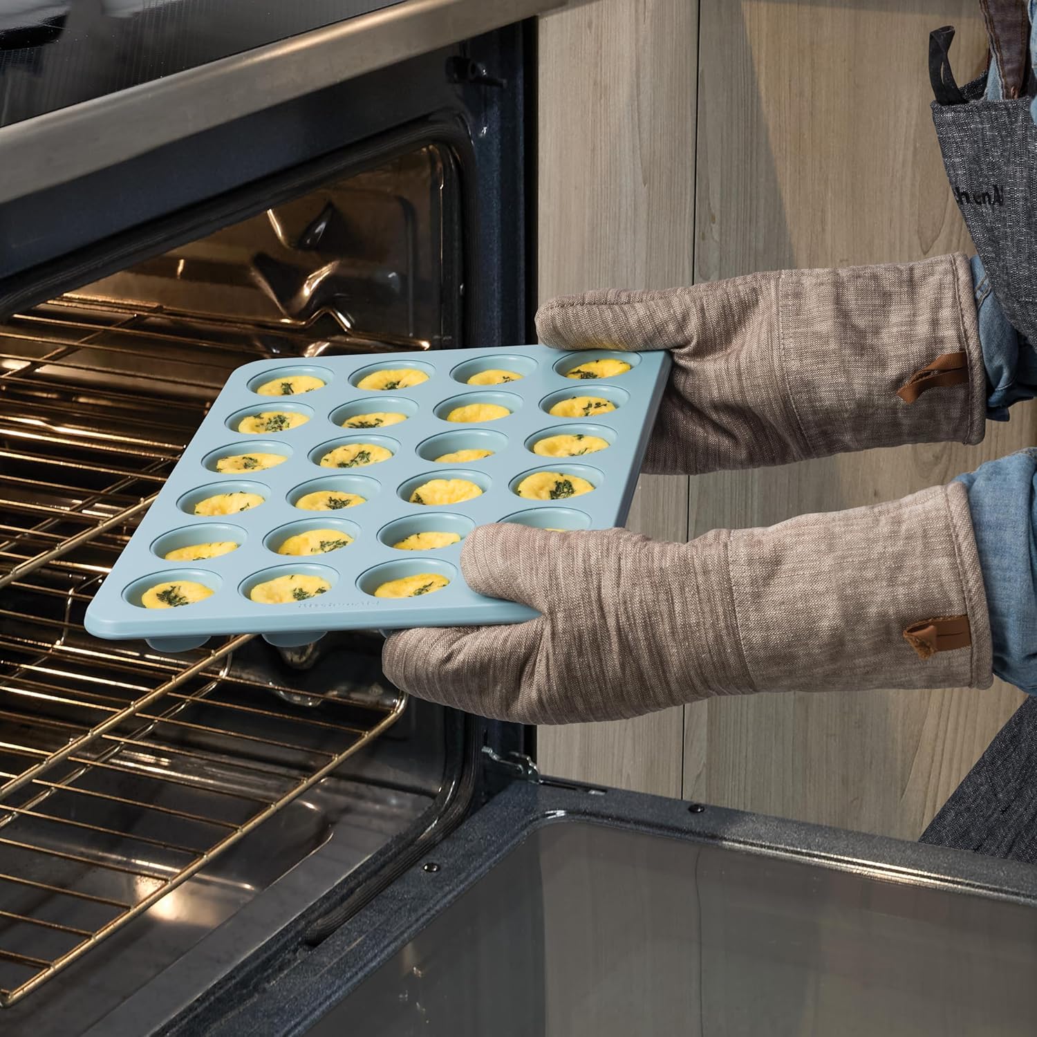 KitchenAid Non-stick Muffin Pan, 12 Cup, Evergreen